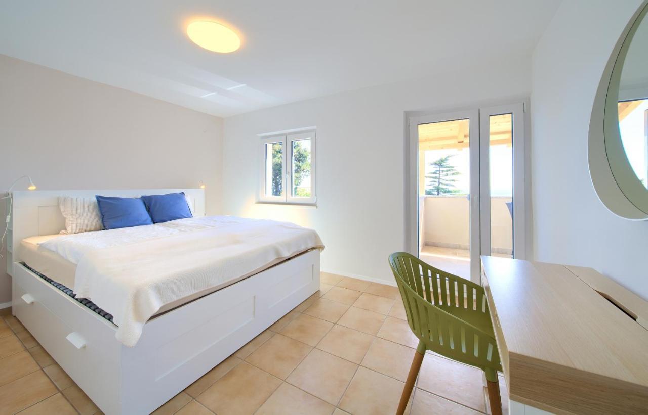 Seascape Appartement Krk Town Buitenkant foto