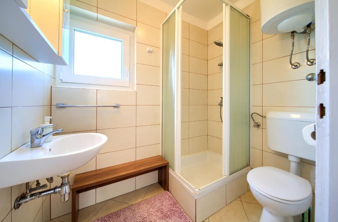 Seascape Appartement Krk Town Buitenkant foto